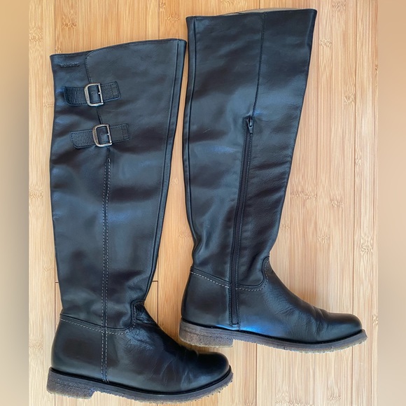 Knee high leather boots - Picture 3 of 4